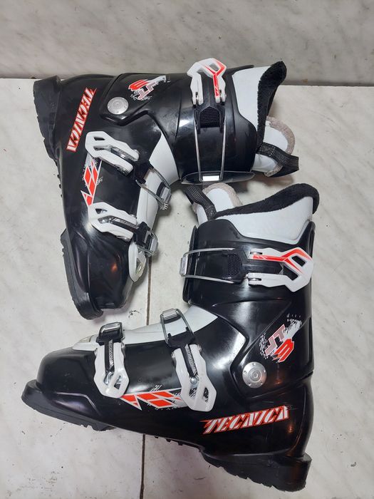 Clapari ski schi Tecnica mondo 25-26,5 corespunde mărimii 38,5-39,5