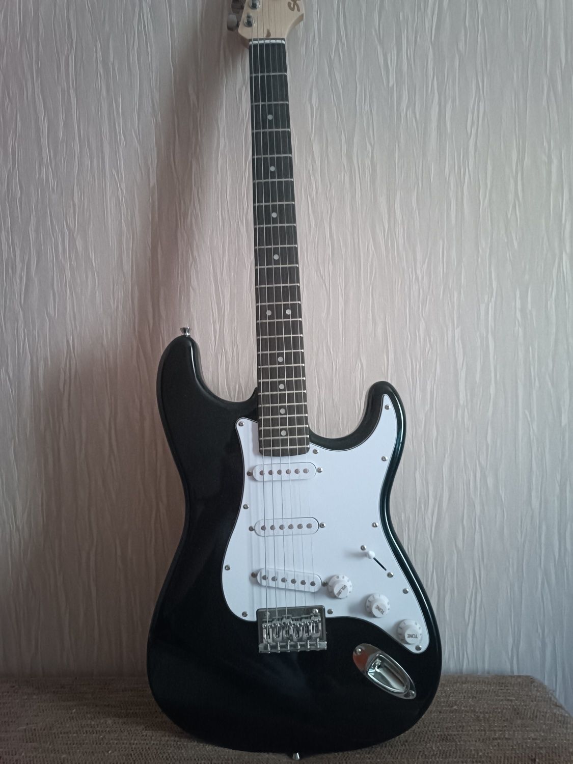 Электрогитара Fender Stratocaster