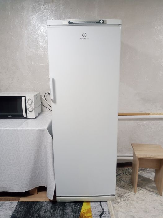 Продается морозильная камера