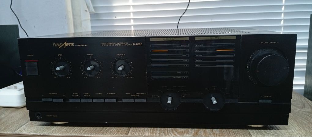 Усилвател GRUNDIG A-9000