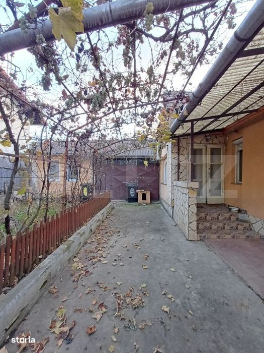 Casa renovabila, 2 camere, aproape de Centru