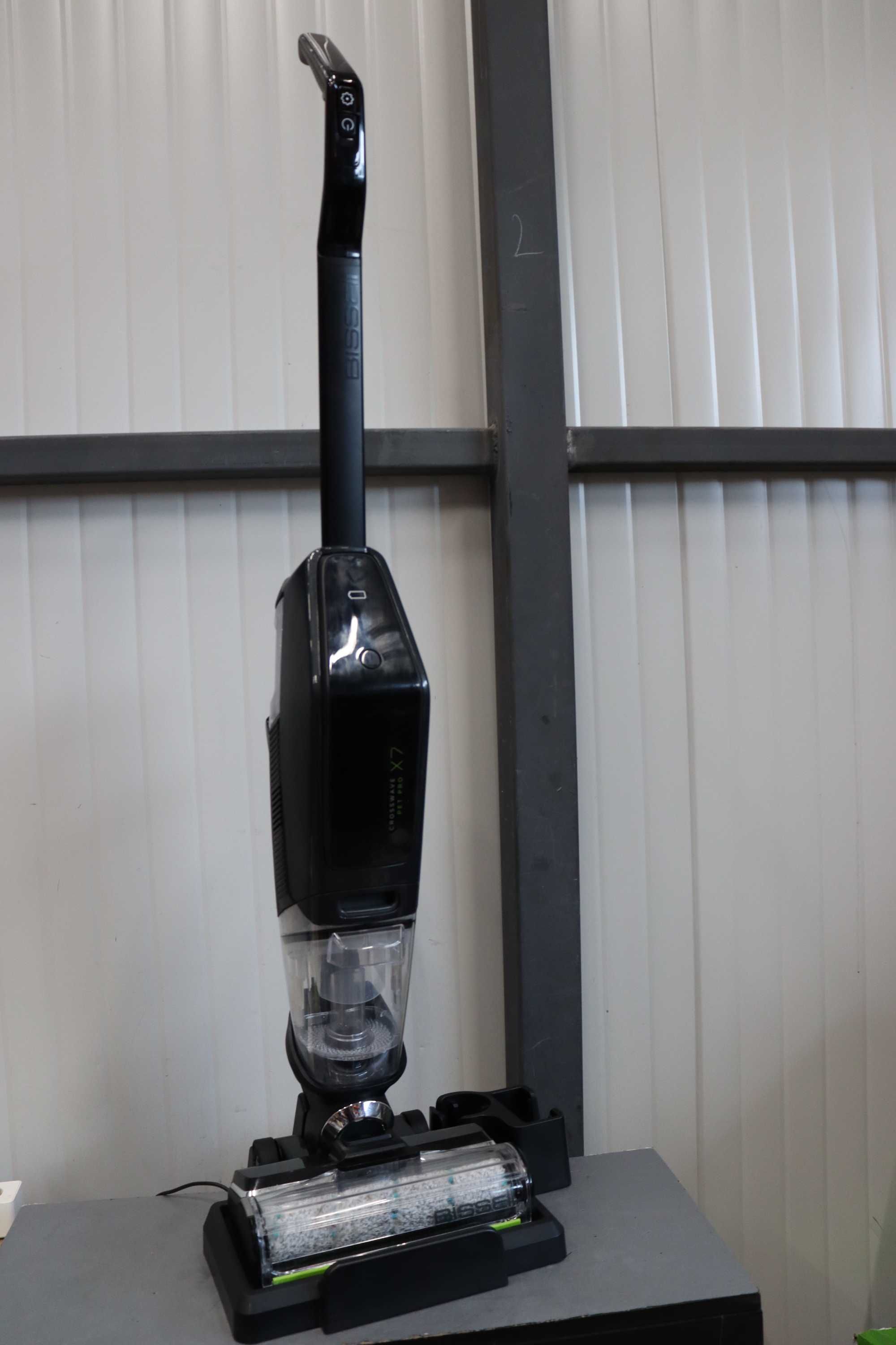Прахосмукачка, сухо/мокро почистване Bissell CrossWave X7 Cordless Pet