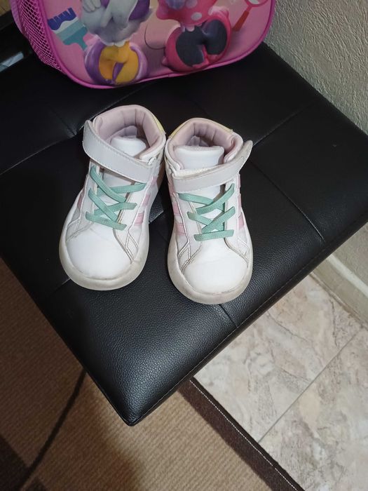 Детски маратонки кожени Adidas 24 номер