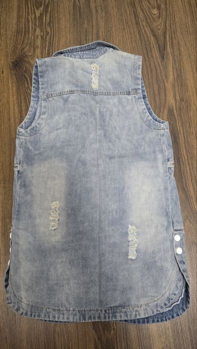 Джинсовая без рукавка