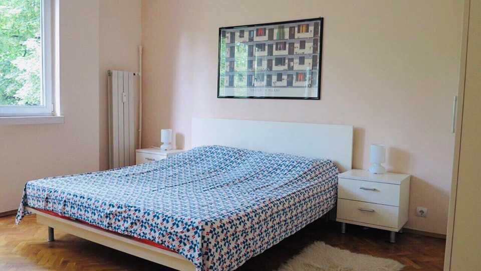 Дава се под наем Тристаен апартамент в София, Център - 100 кв.м за 860 € - Снимка #4