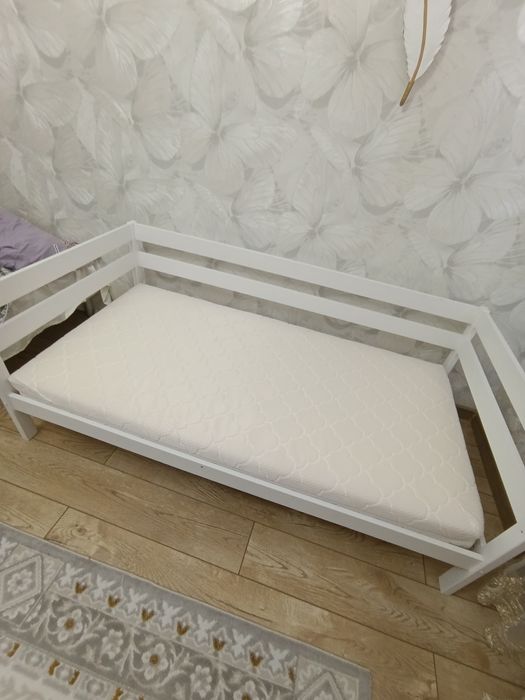 Продам  Детский кровать