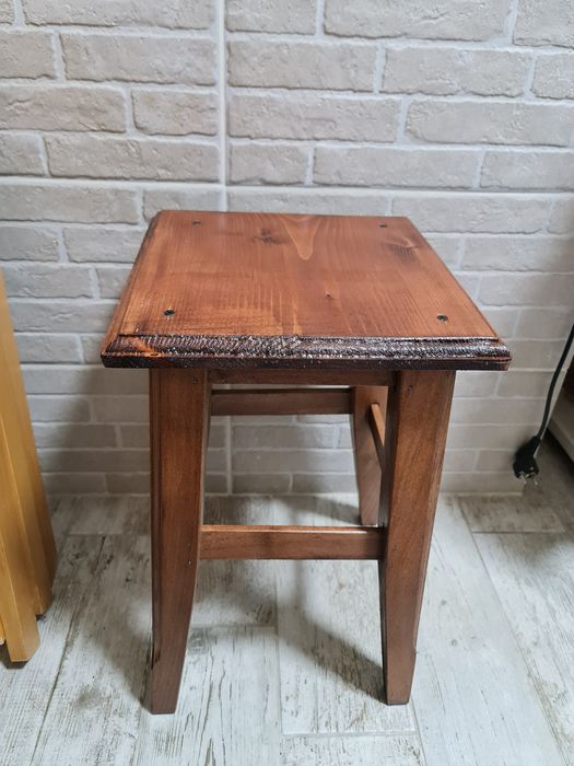 Taburet lemn lucrat manual, hand made, multe bucati