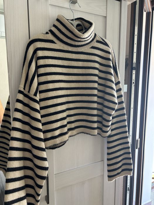 Дамско поло от Bershka