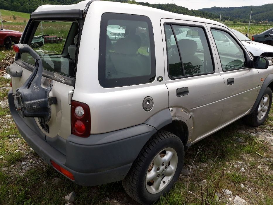 Dezmembrari Dezmembrez piese land rover freelander an 2000 1,8i 4usi