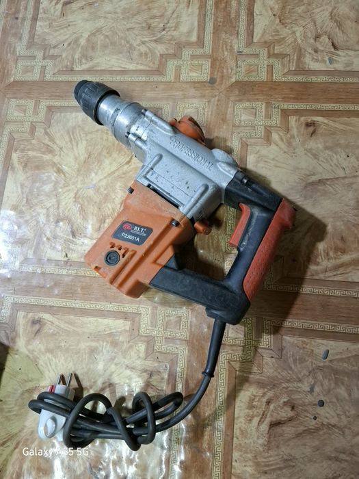 . Болгарка перфоратор,  дрель.пчелка. лобзик