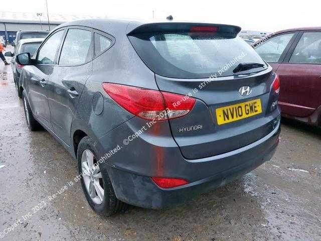 Dezmembrez Hyundai i35 2010 2.0 benzina