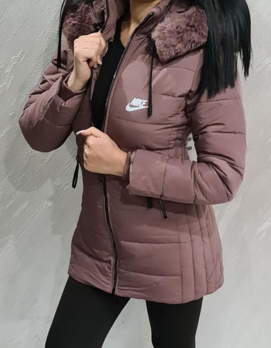 Дамско яке от С до 6ХЛ Nike