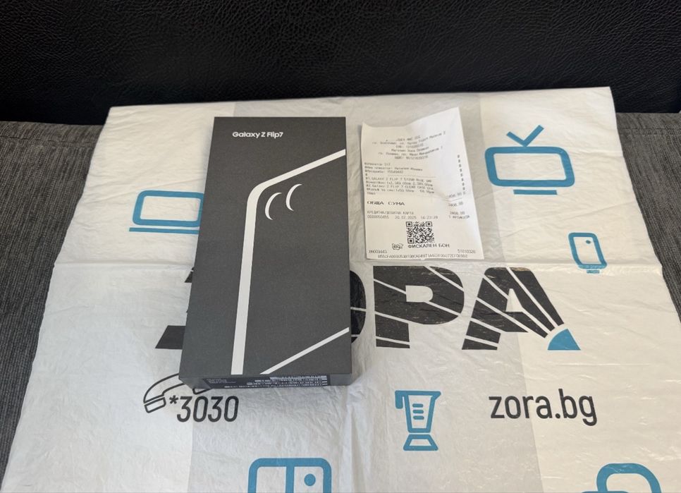КАТО НОВ 512GB Samsung Z Flip 7 Зора Гаранция 2027 Blue / Син