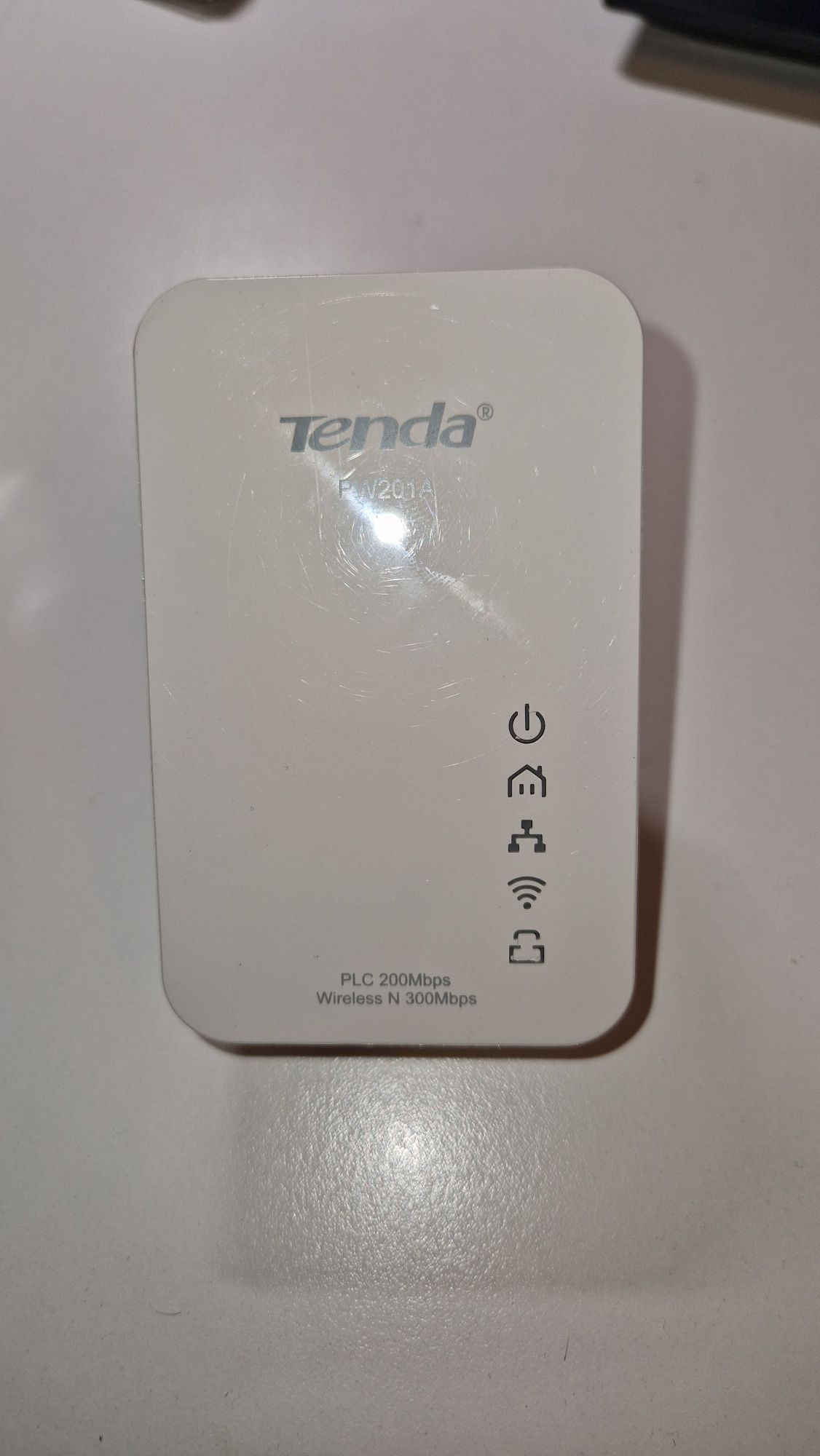 Kit wifi extender Wireless TENDA PW201A+P200 Homeplug AV, 300 Mbps