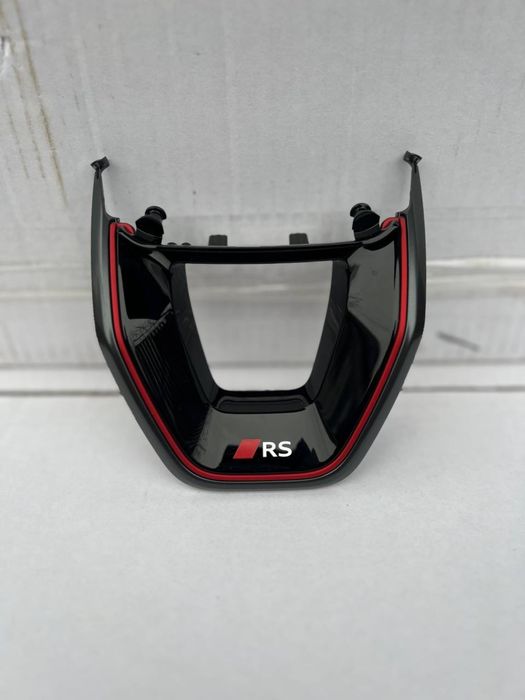 Accesorii/trim uri  logo AUDI SKODA VOLAN VRS S