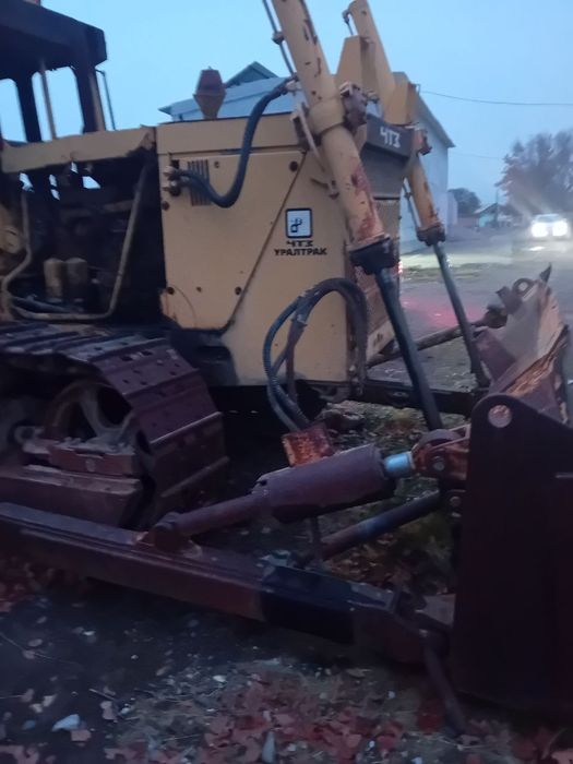 Продаётся бульдозер гусеничный ЧТЗ