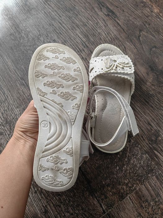 Сандали момиче като нови размер 30