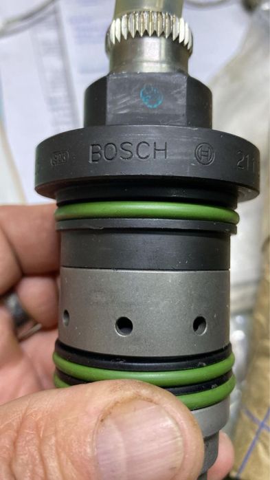 Плунжера двигателя