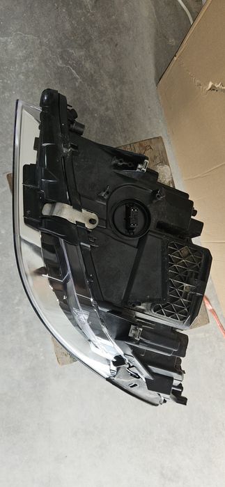 Оригинален Десен фар за BMW F10 F11 LCI Фейслифт LED Adaptive