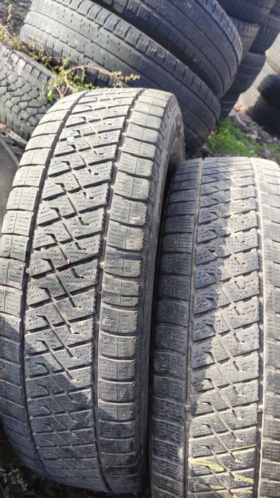 Гуми за бус 205 75 R16C