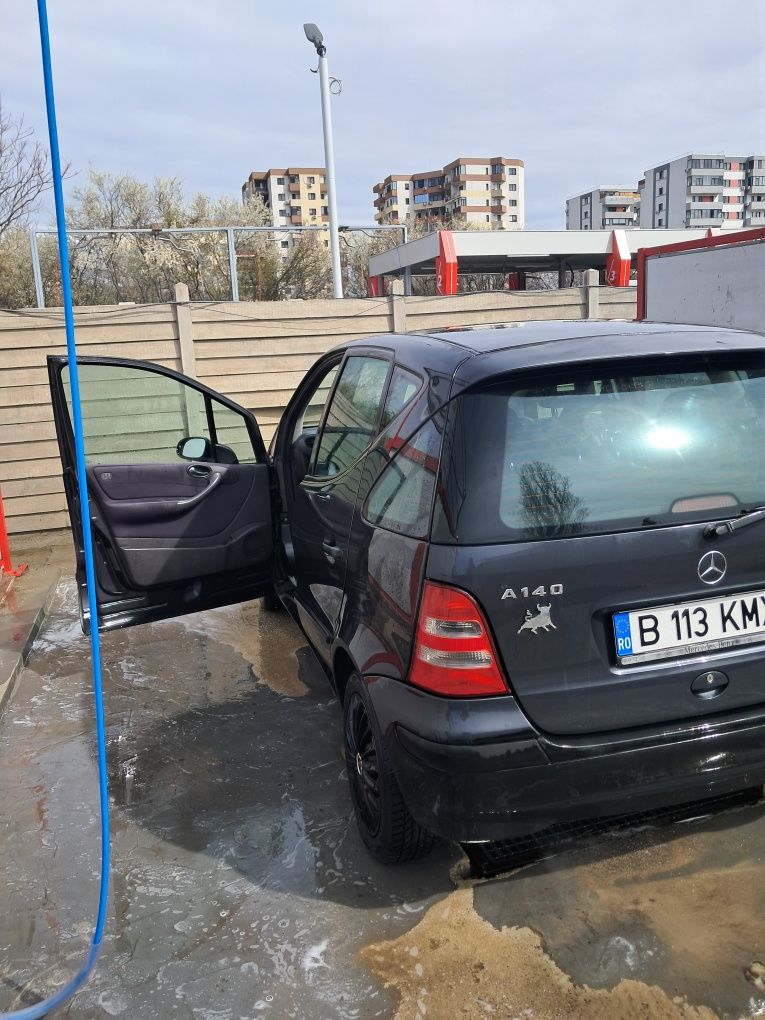 Vând Mercedes a clas în perfectă stare acte valabile