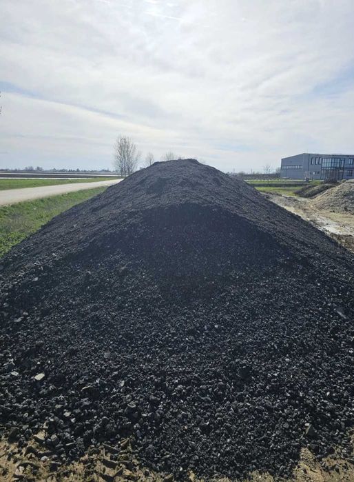 Frezat de asfalt,nisip,pământ vegetal