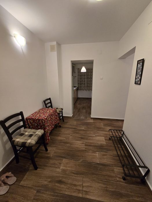 Vand Apartament 2 camere decomandate zona Titan, Str Tina Petre