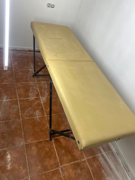 Кушетка массажная