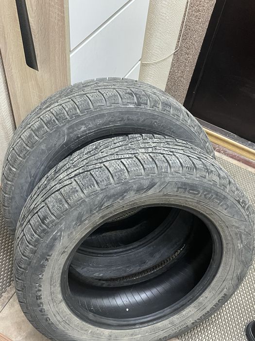 Продам зимние шыны липучки 225/65 R17