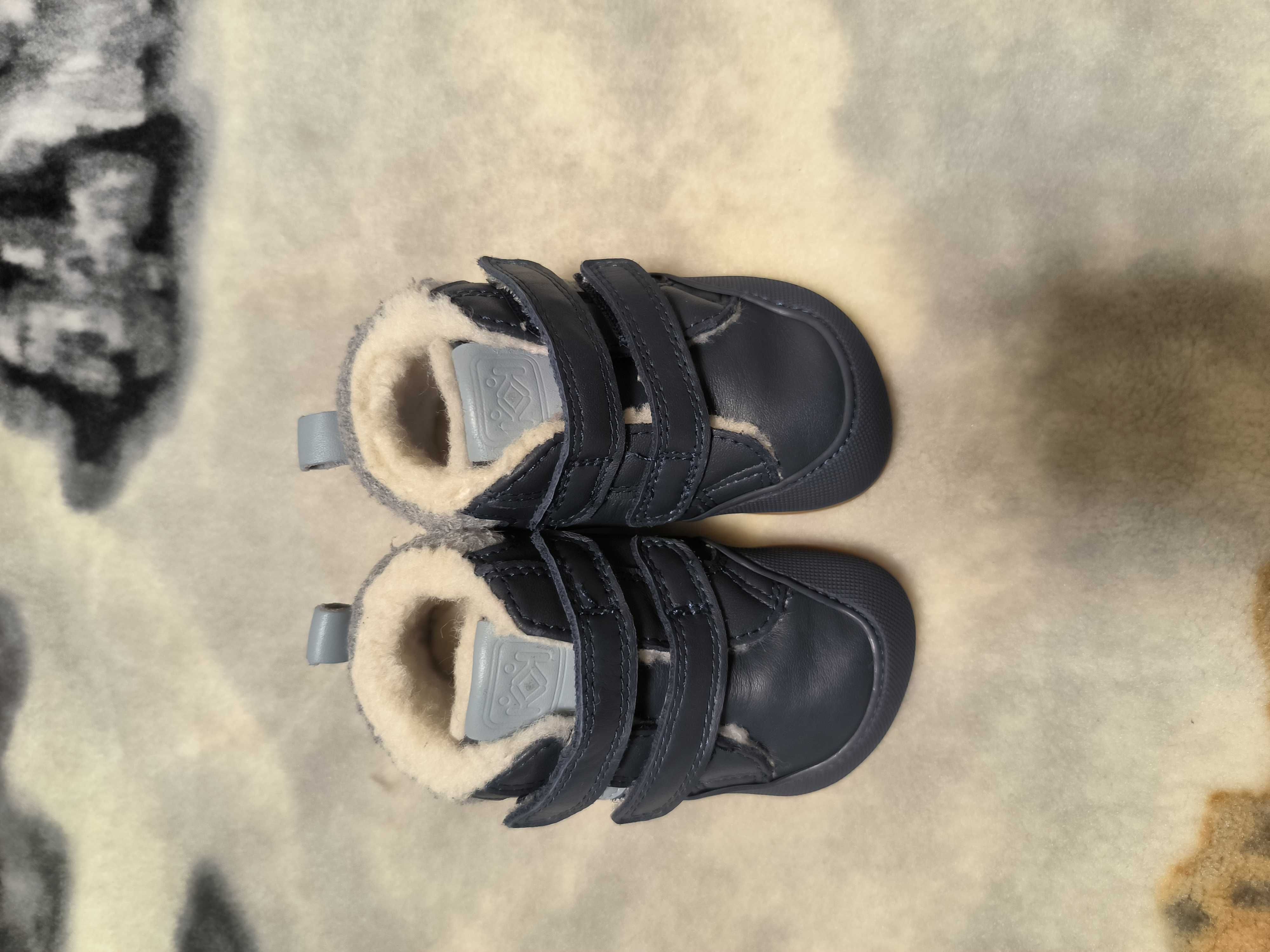 Зимни боси обувки и пантофи за прохождане