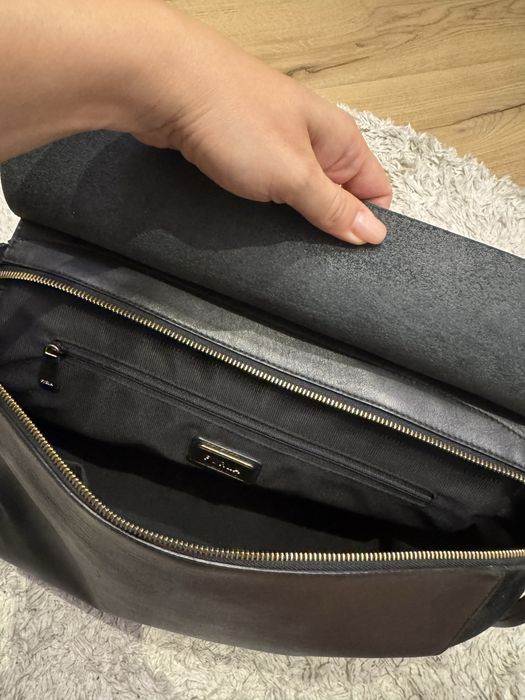 Черна чанта Furla