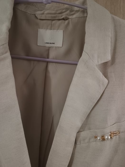 Sacou marca H&M bej