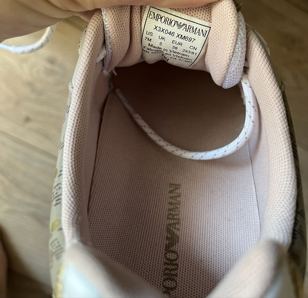 Сникърси Emporio Armani