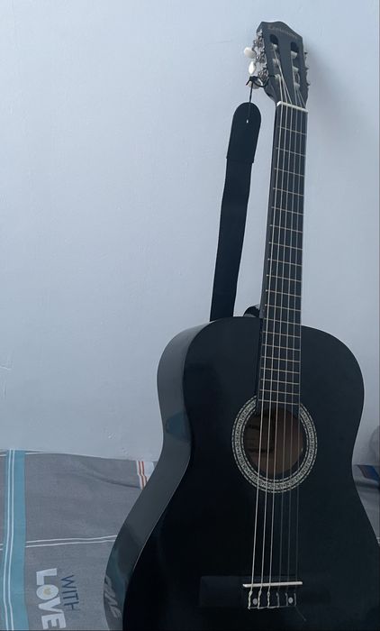 Продам Классическую Гитару