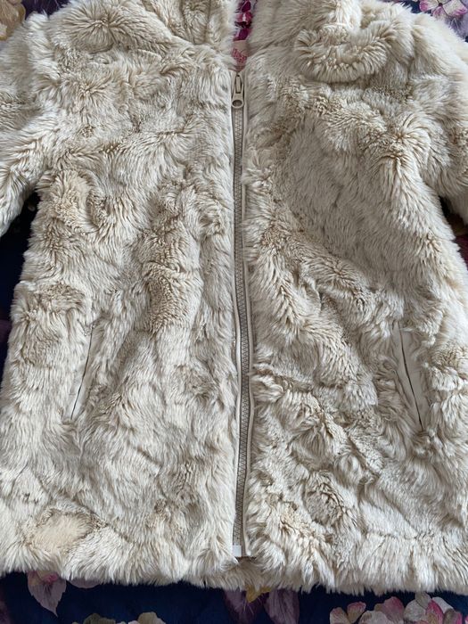 Blanita/ geaca superba fetita 3-4 ani