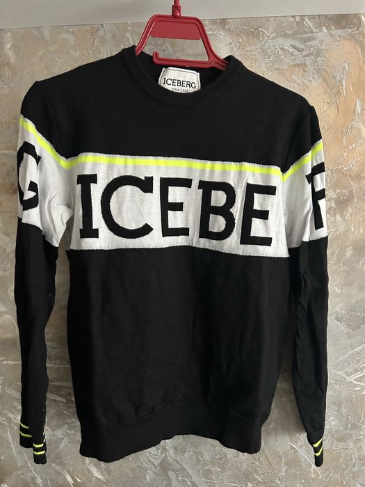 Пуловер на Iceberg