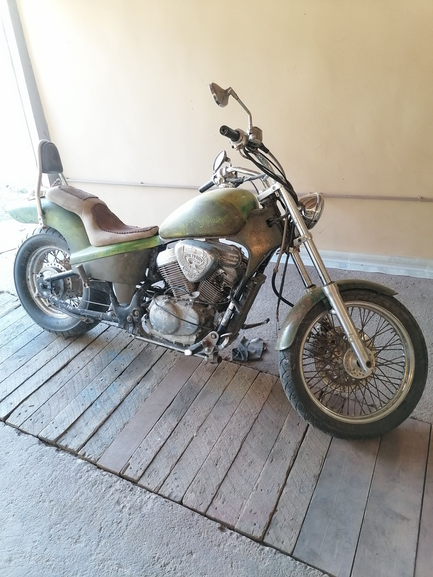 Honda Shadow 600 на части