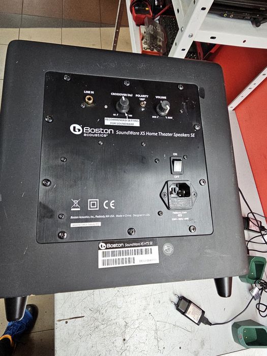 De vinzare bass  BOSTON ACUSTIC