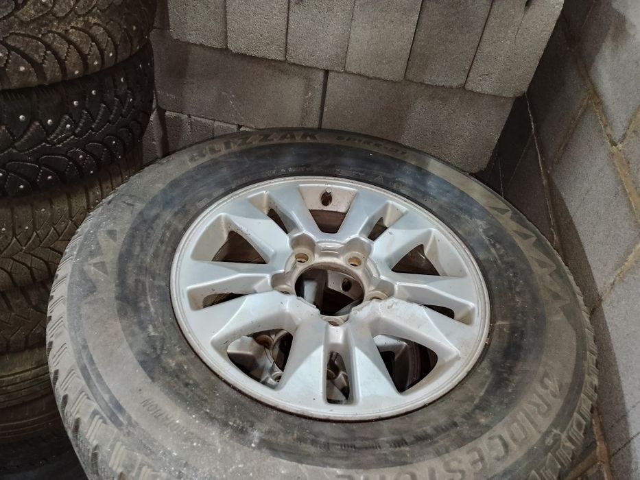 Титановые диски с шинами