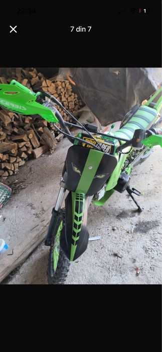 Vând cross 125 automat