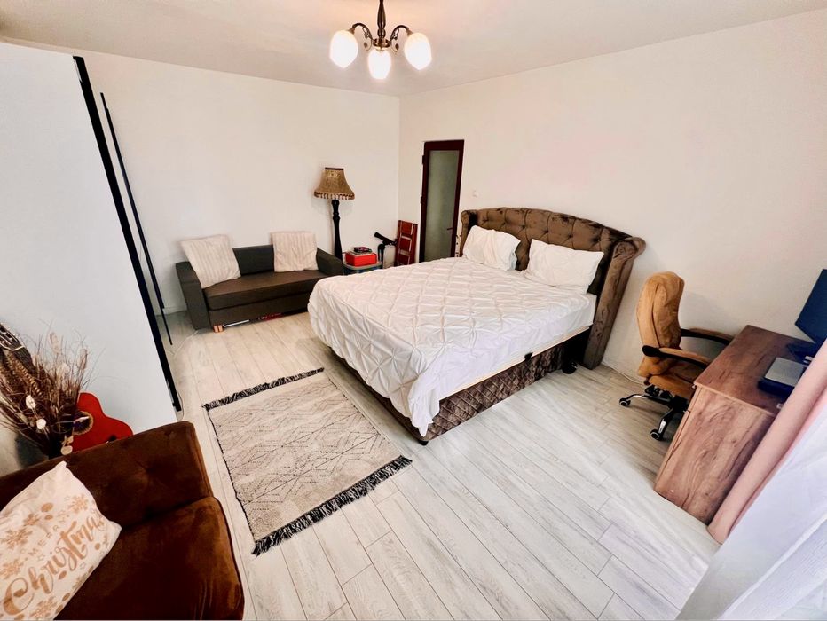 Garsoniera 40 mp Academia Navala