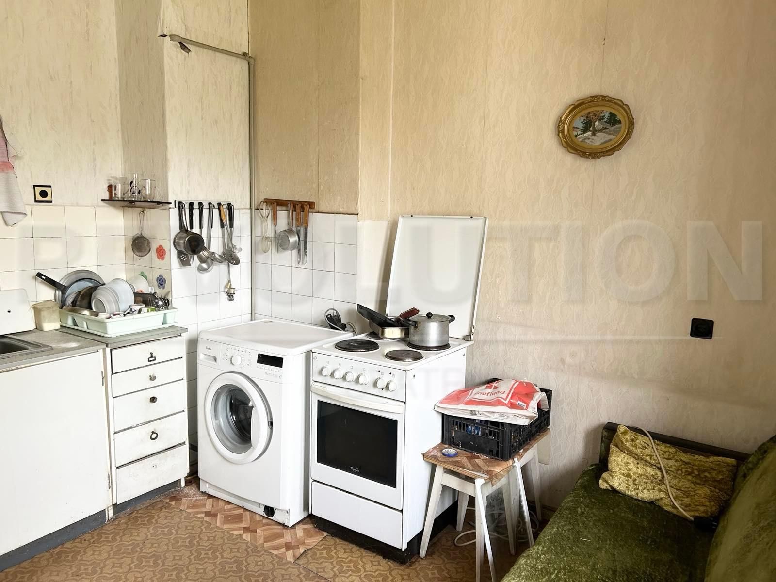 Двустаен апартамент в ж.к. Гео Милев