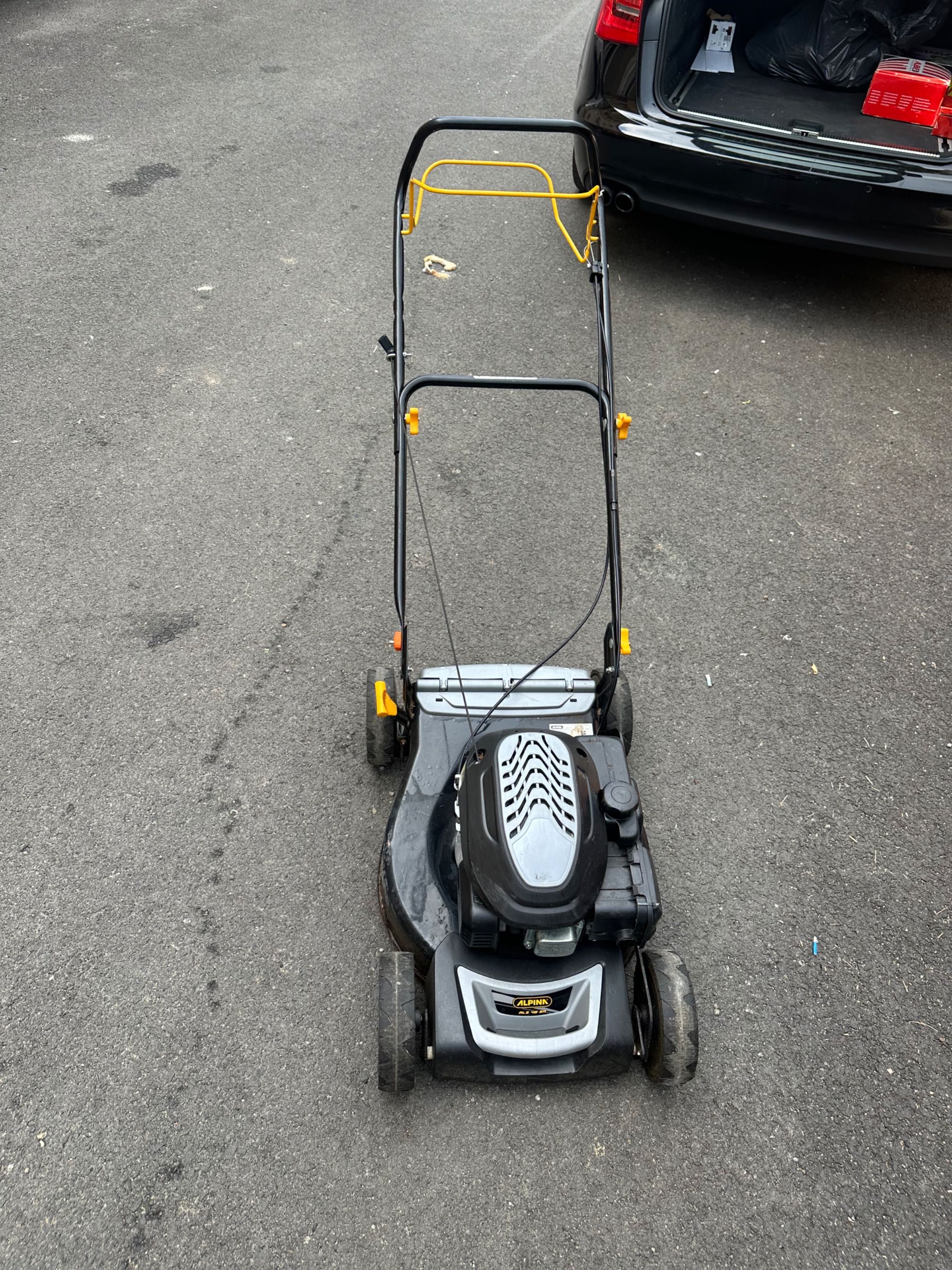 Mașină de tuns gazonul Honda