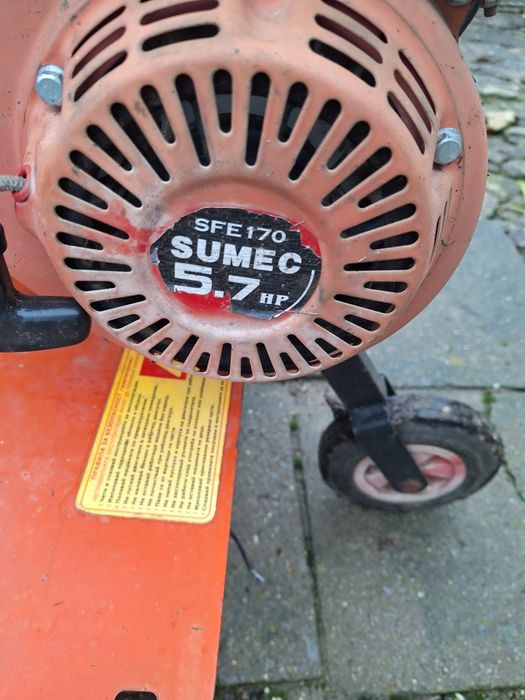 Продавам мотофреза..