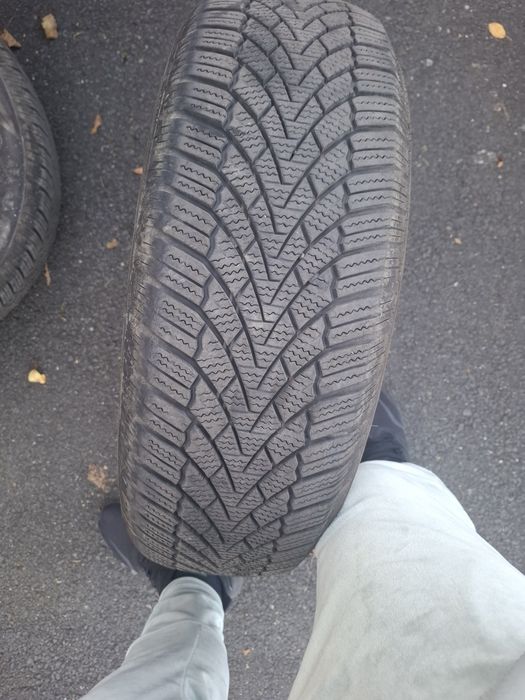 2 cauciucuri 205/70R15, M+S de iarna, ca noi
