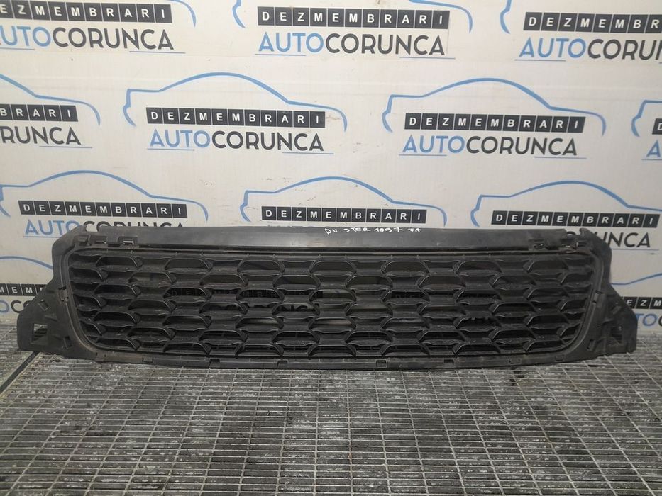 Grila fata Dacia Duster 2010 - 2013 (1097) GRILA INFERIOARA DIN BARA FATA