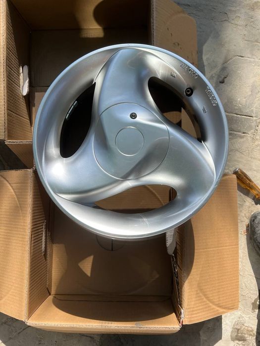 Продам Диски kormetal