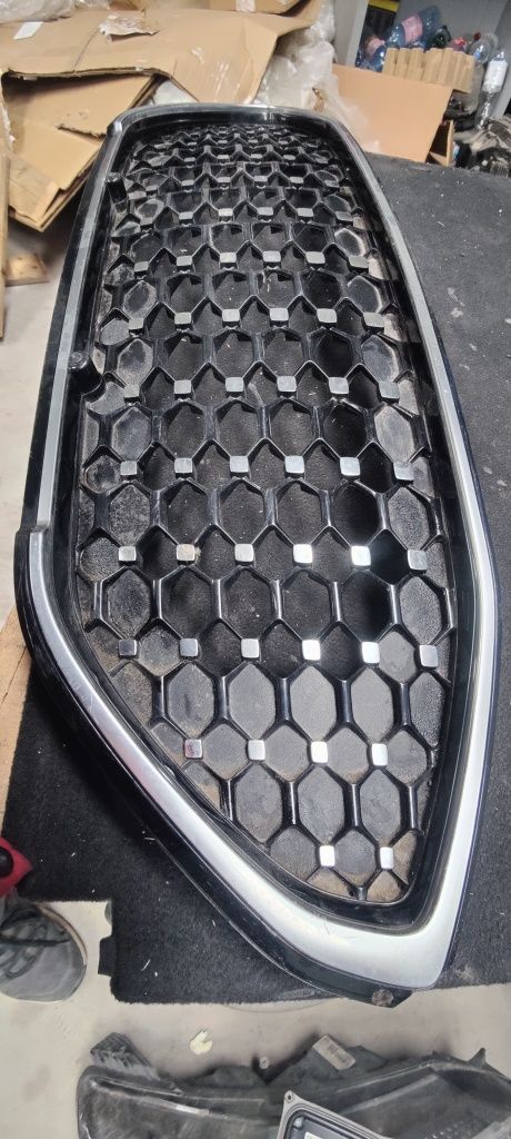 Grila centrala Ford puma 2023