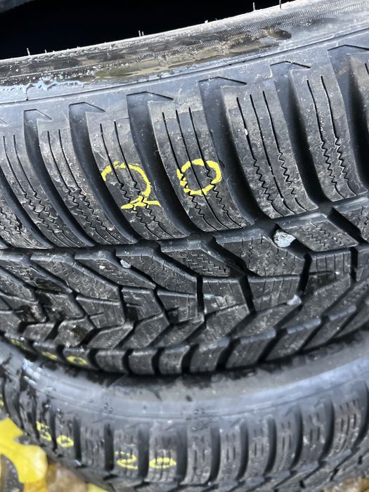 255 50 20 Hankook Winter I*cept Evo 3x / Vulcanizare Non Stop