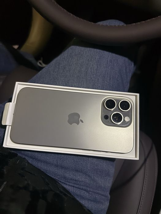 IPhone 15 pro max 256gb sim